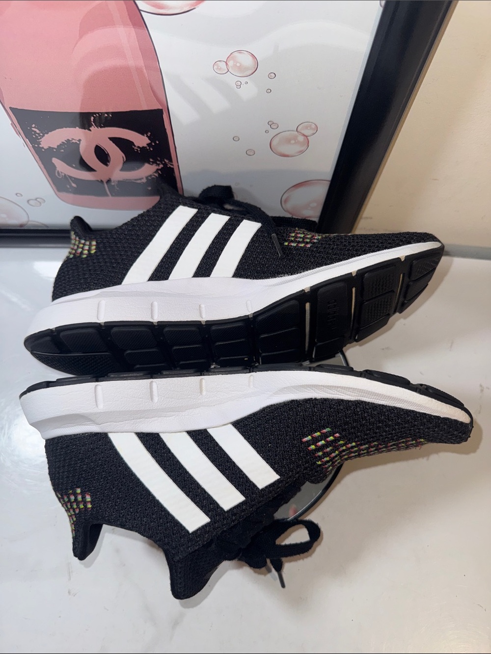 adidas Swift Run Black/Rainbow Sneakers - Women’s Size 7.5 - Picture 7 of 11